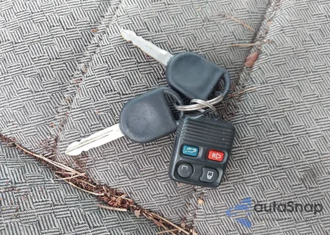 2002 Ford Explorer Xls из США, поврежденный, VIN 1FMZU72EX2ZA64876